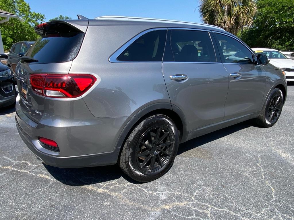 used 2019 Kia Sorento car, priced at $16,950