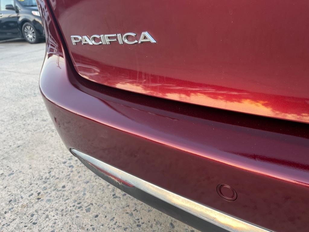 used 2020 Chrysler Pacifica car, priced at $18,950