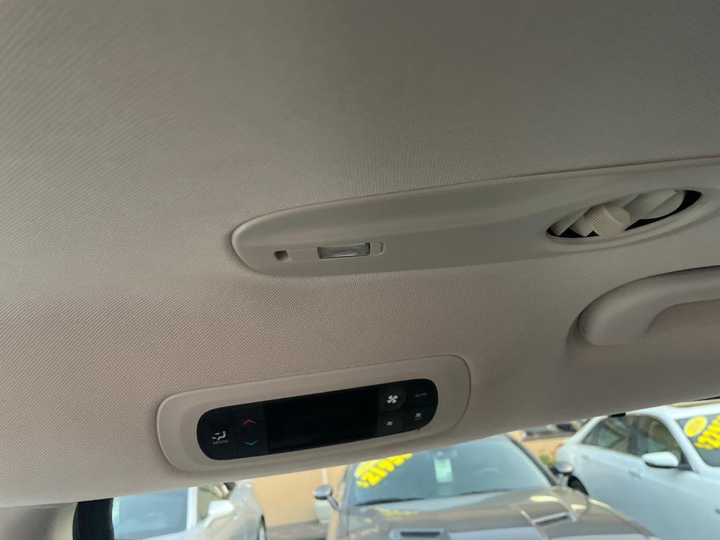 used 2020 Chrysler Pacifica car, priced at $18,950
