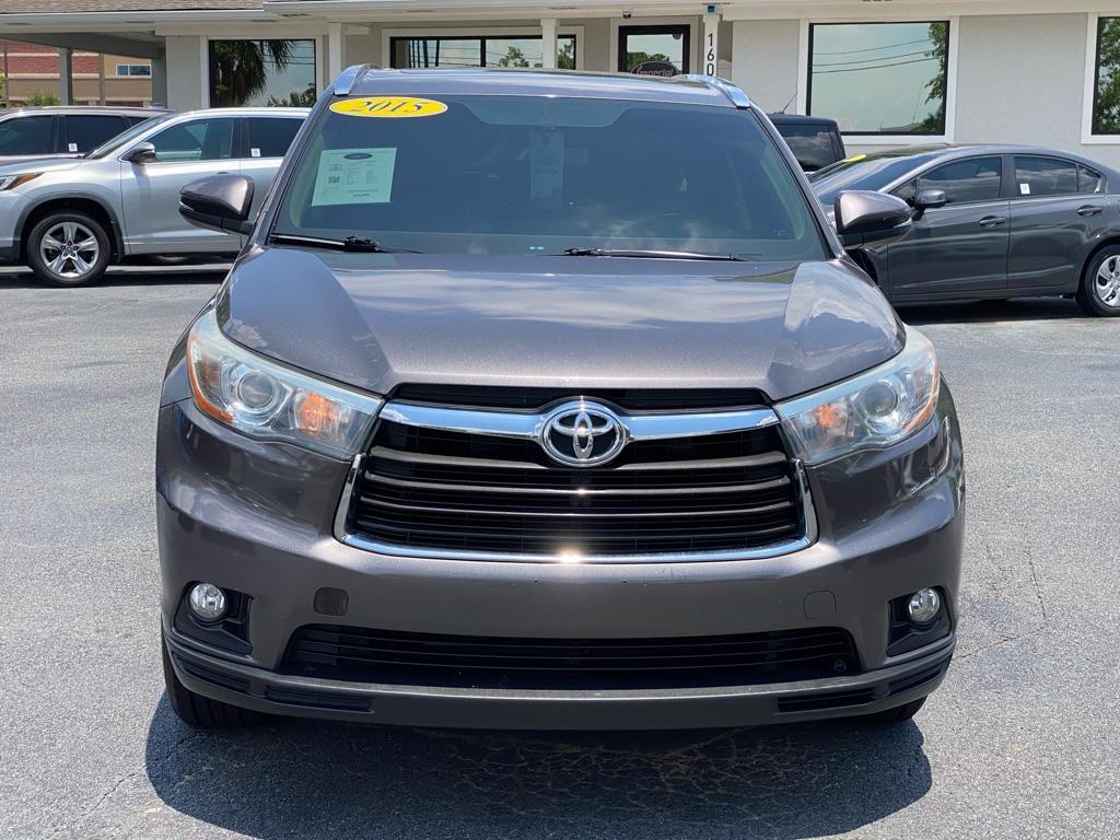used 2015 Toyota Highlander car, priced at $19,950