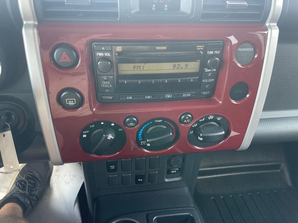 used 2008 Toyota FJ Cruiser car, priced at $12,950
