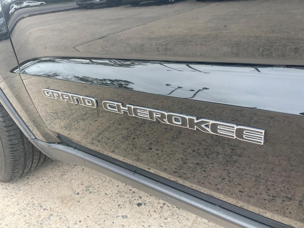 used 2019 Jeep Grand Cherokee car, priced at $18,950