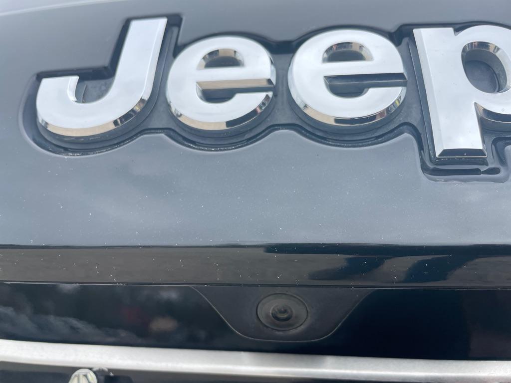used 2019 Jeep Grand Cherokee car, priced at $18,950