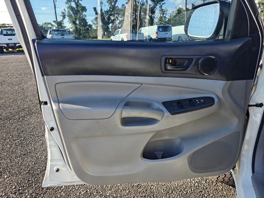 used 2013 Toyota Tacoma car, priced at $13,950