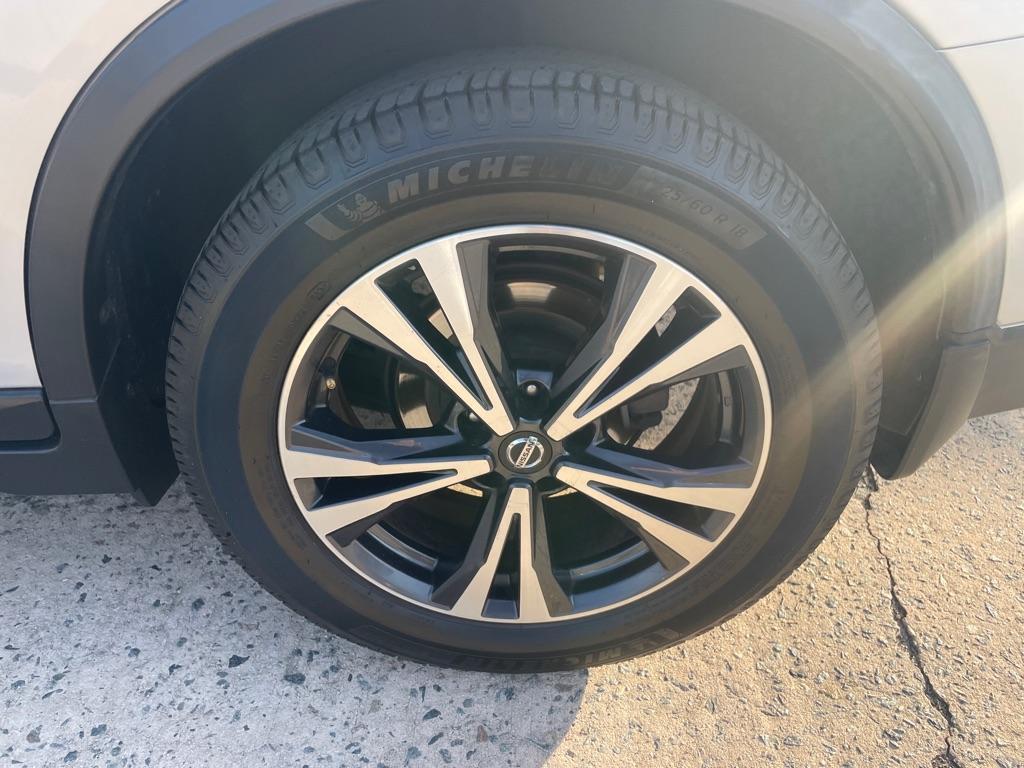 used 2017 Nissan Rogue car, priced at $9,950