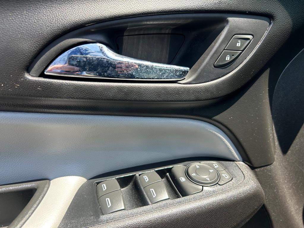 used 2018 Chevrolet Equinox car, priced at $13,950
