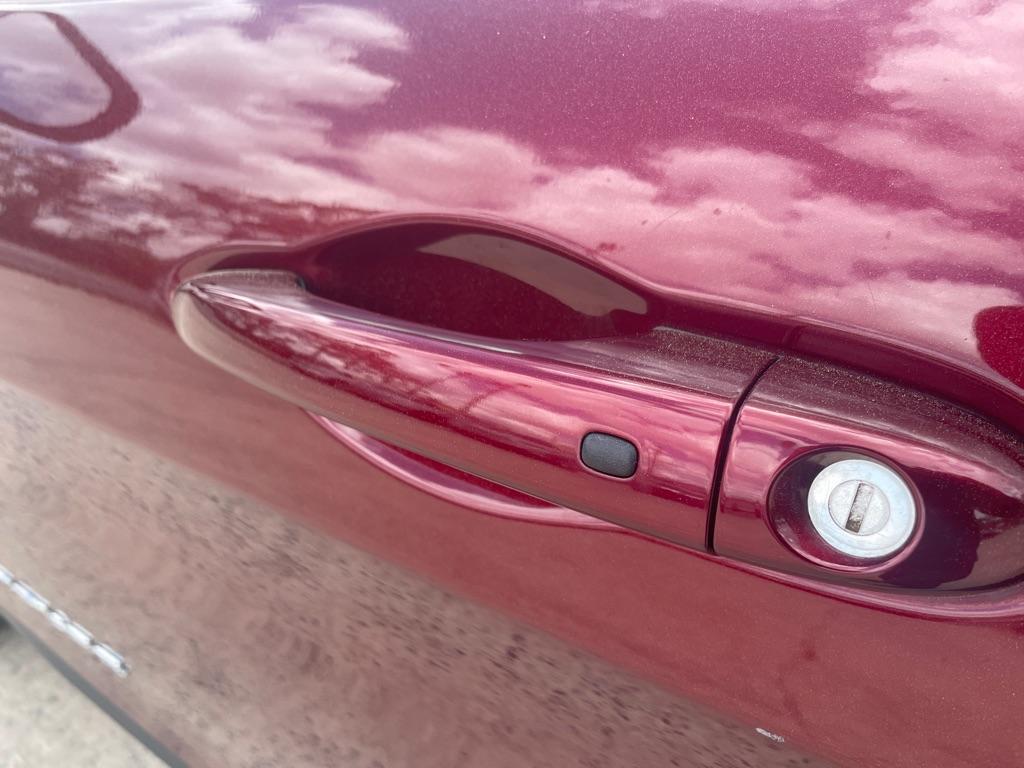 used 2019 Jeep Cherokee car, priced at $17,950