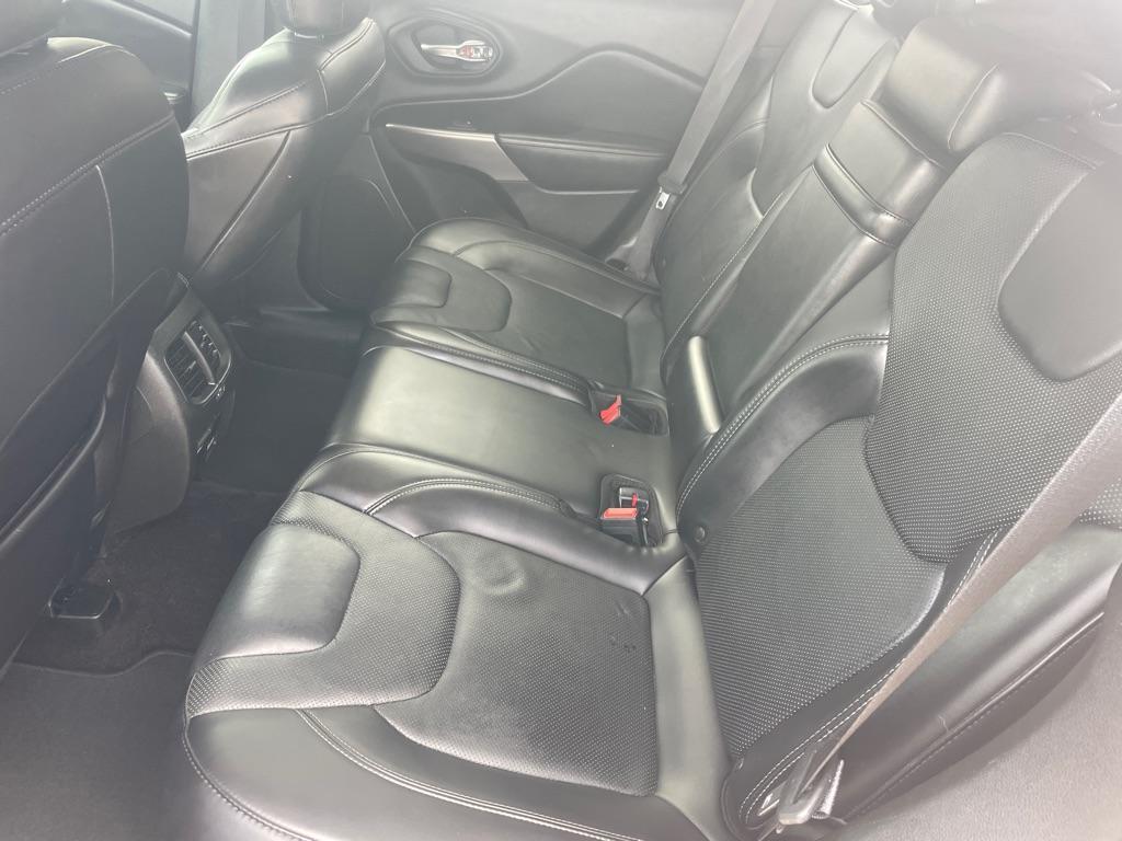 used 2019 Jeep Cherokee car, priced at $17,950