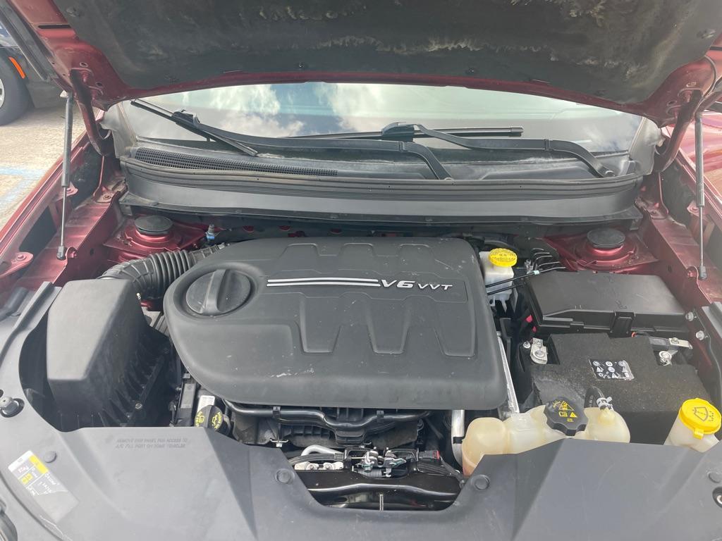 used 2019 Jeep Cherokee car, priced at $17,950