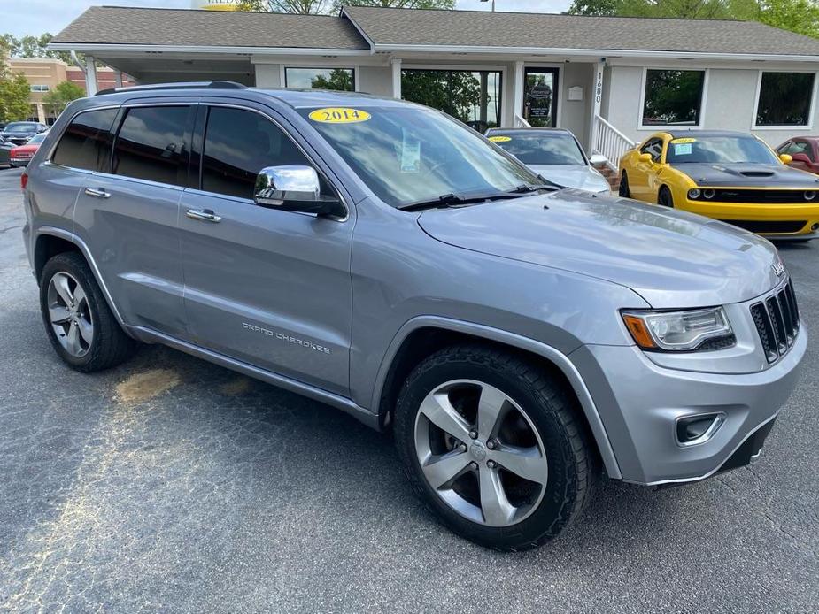 used 2014 Jeep Grand Cherokee car, priced at $17,950