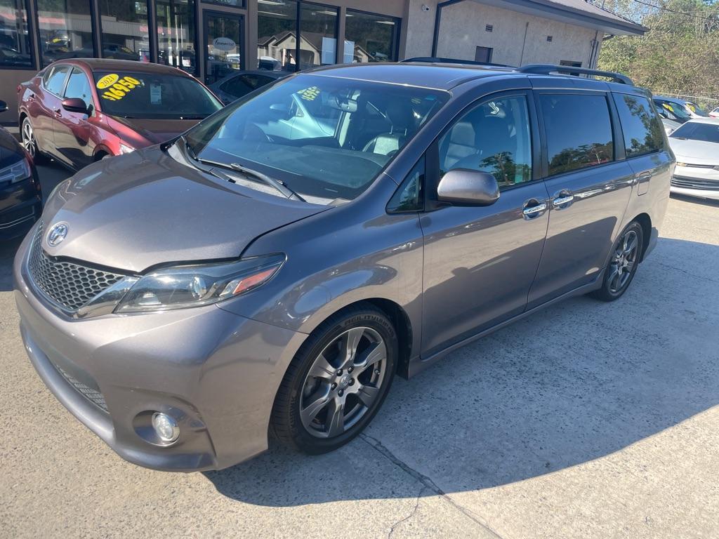 used 2017 Toyota Sienna car, priced at $21,150