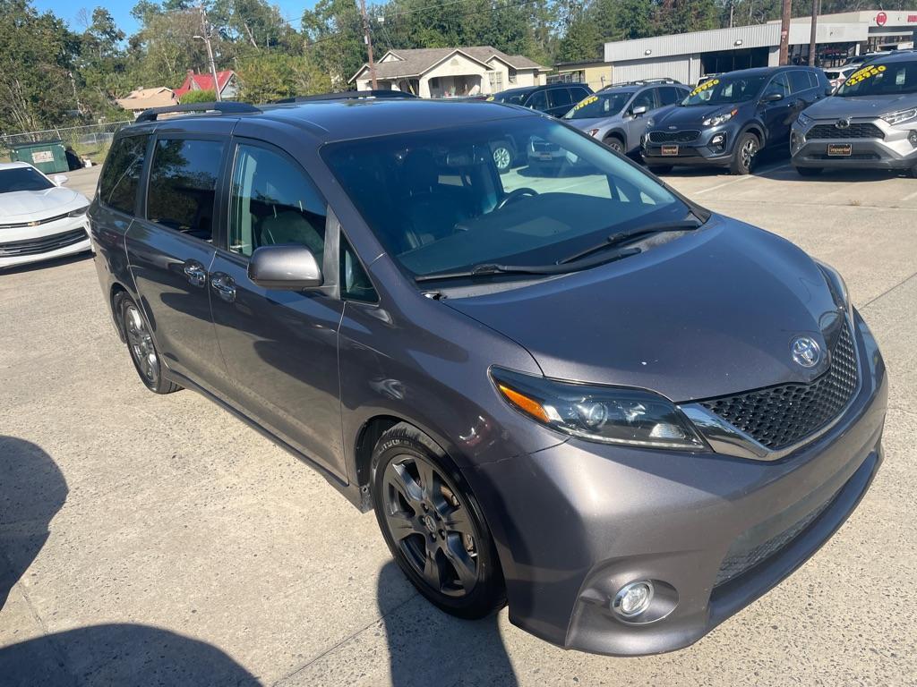 used 2017 Toyota Sienna car, priced at $21,150