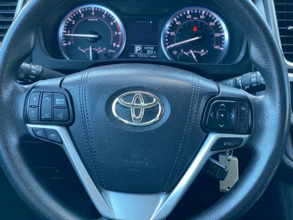 used 2016 Toyota Highlander car, priced at $13,950