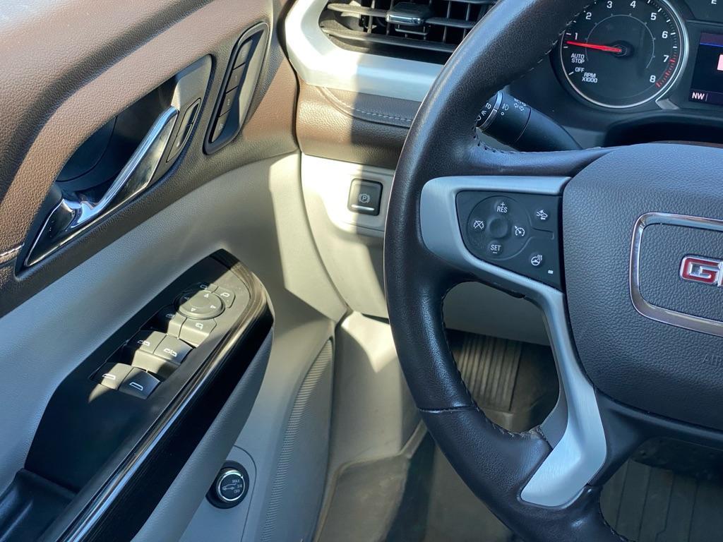 used 2021 GMC Acadia car, priced at $22,950