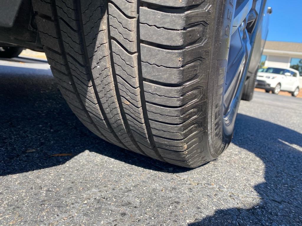 used 2021 GMC Acadia car, priced at $22,950