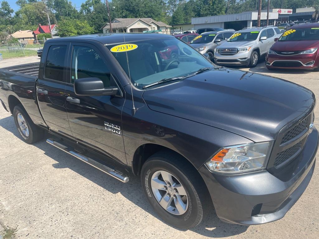 used 2019 Ram 1500 Classic car, priced at $21,950