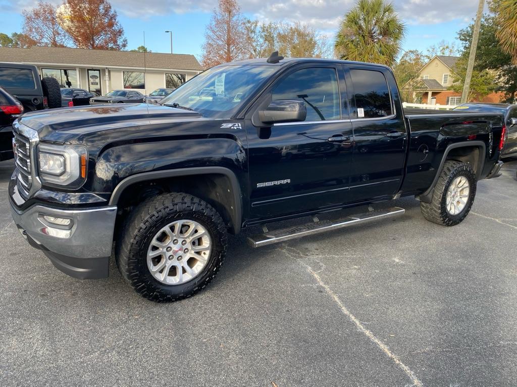 used 2017 GMC Sierra 1500 car, priced at $29,950