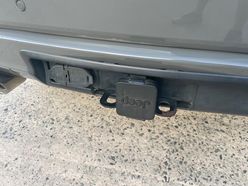 used 2020 Jeep Grand Cherokee car, priced at $21,500