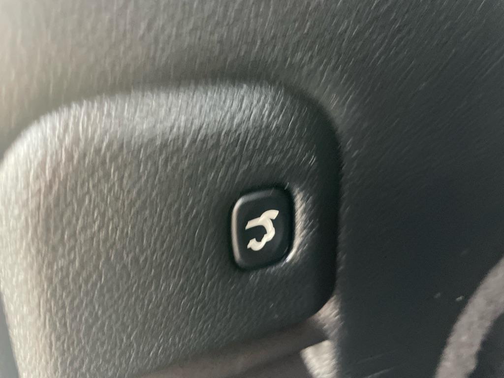 used 2020 Jeep Grand Cherokee car, priced at $21,500