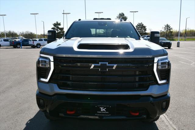 new 2025 Chevrolet Silverado 3500 car, priced at $71,030