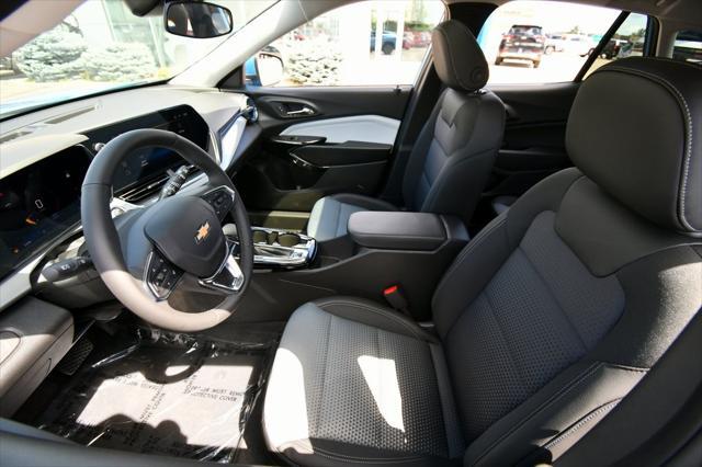 new 2025 Chevrolet Trax car, priced at $25,275