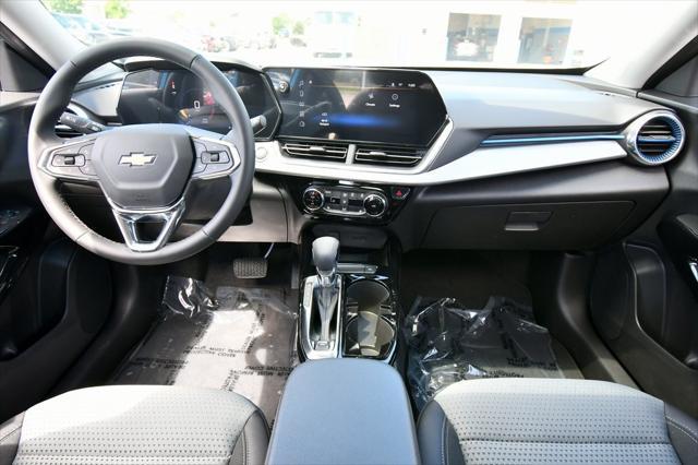 new 2025 Chevrolet Trax car, priced at $25,275