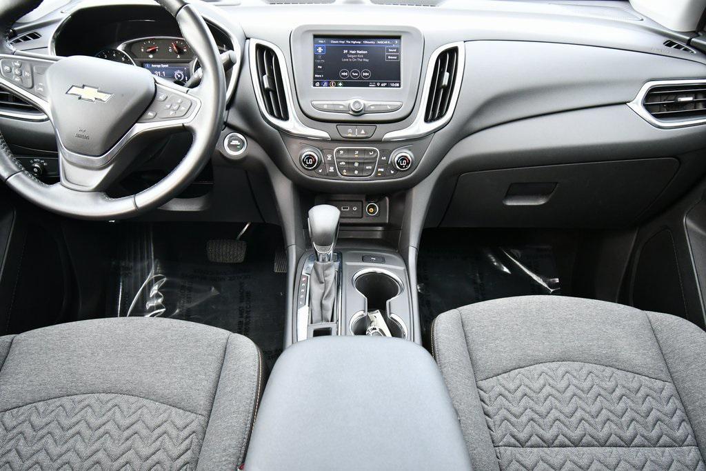 used 2022 Chevrolet Equinox car, priced at $24,400