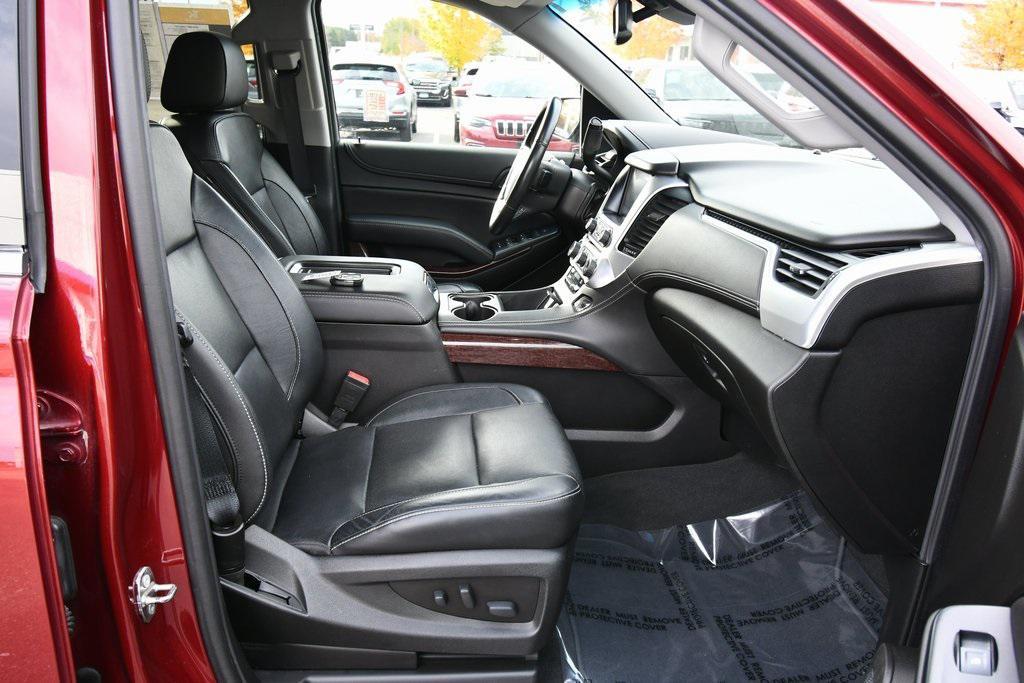 used 2019 GMC Yukon car, priced at $30,900