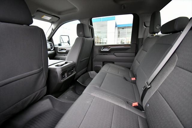 new 2025 Chevrolet Silverado 3500 car, priced at $72,040