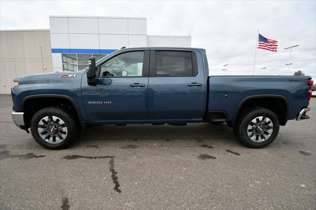 new 2025 Chevrolet Silverado 3500 car, priced at $72,040