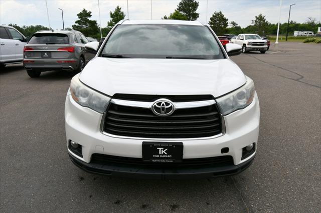 used 2016 Toyota Highlander car, priced at $18,250