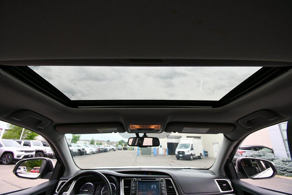 used 2016 Toyota Highlander car, priced at $17,500