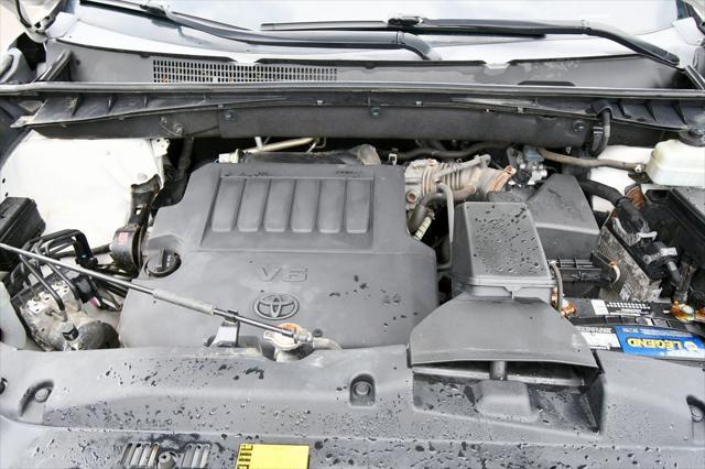 used 2016 Toyota Highlander car, priced at $18,250
