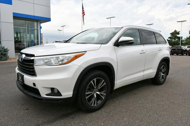 used 2016 Toyota Highlander car, priced at $18,250