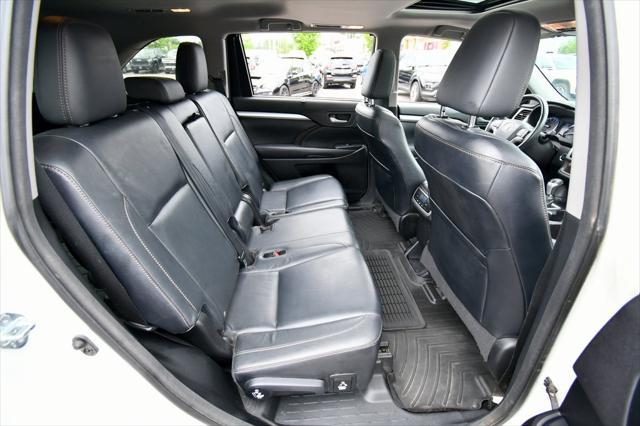 used 2016 Toyota Highlander car, priced at $18,250