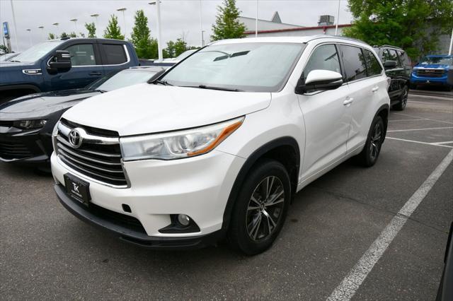 used 2016 Toyota Highlander car, priced at $18,250