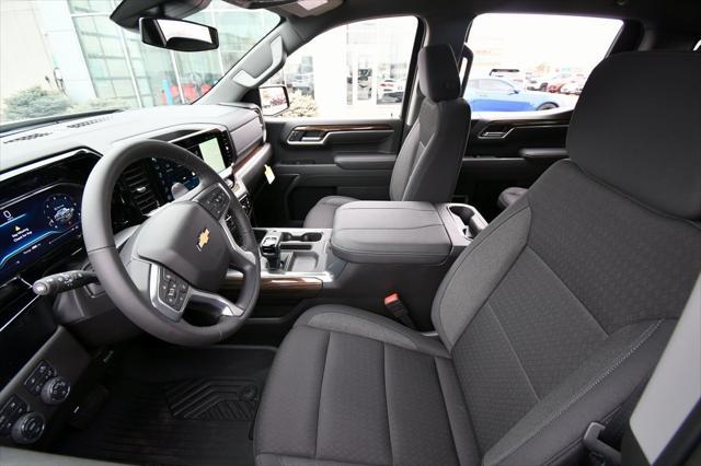 new 2025 Chevrolet Silverado 1500 car, priced at $52,660