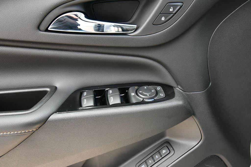 used 2024 Chevrolet Equinox car, priced at $28,250