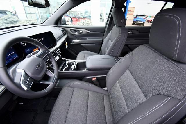 new 2025 Chevrolet Traverse car, priced at $43,195