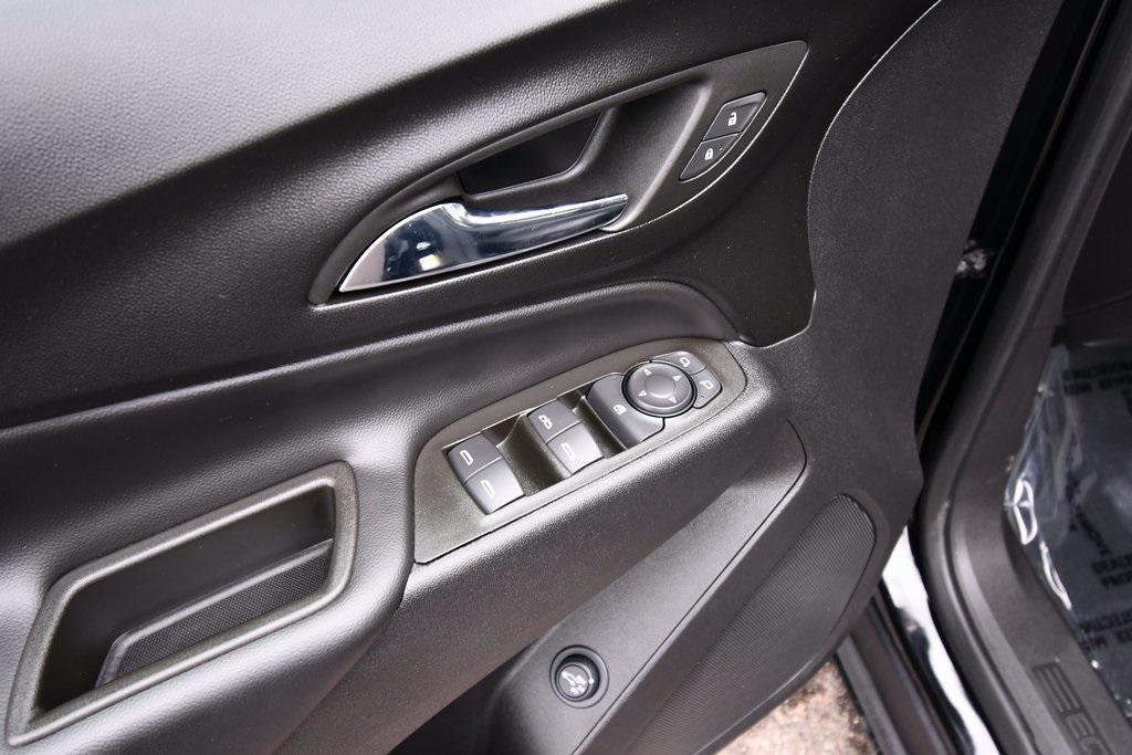used 2023 Chevrolet Equinox car, priced at $24,250