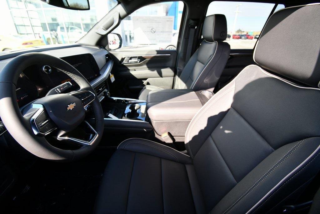 new 2025 Chevrolet Suburban car, priced at $79,115