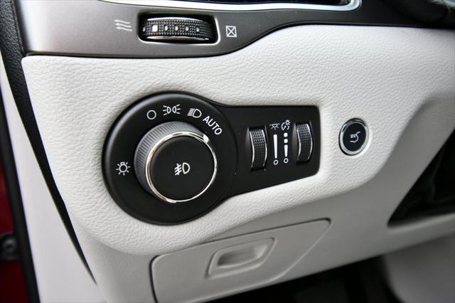 used 2019 Jeep Cherokee car, priced at $16,500