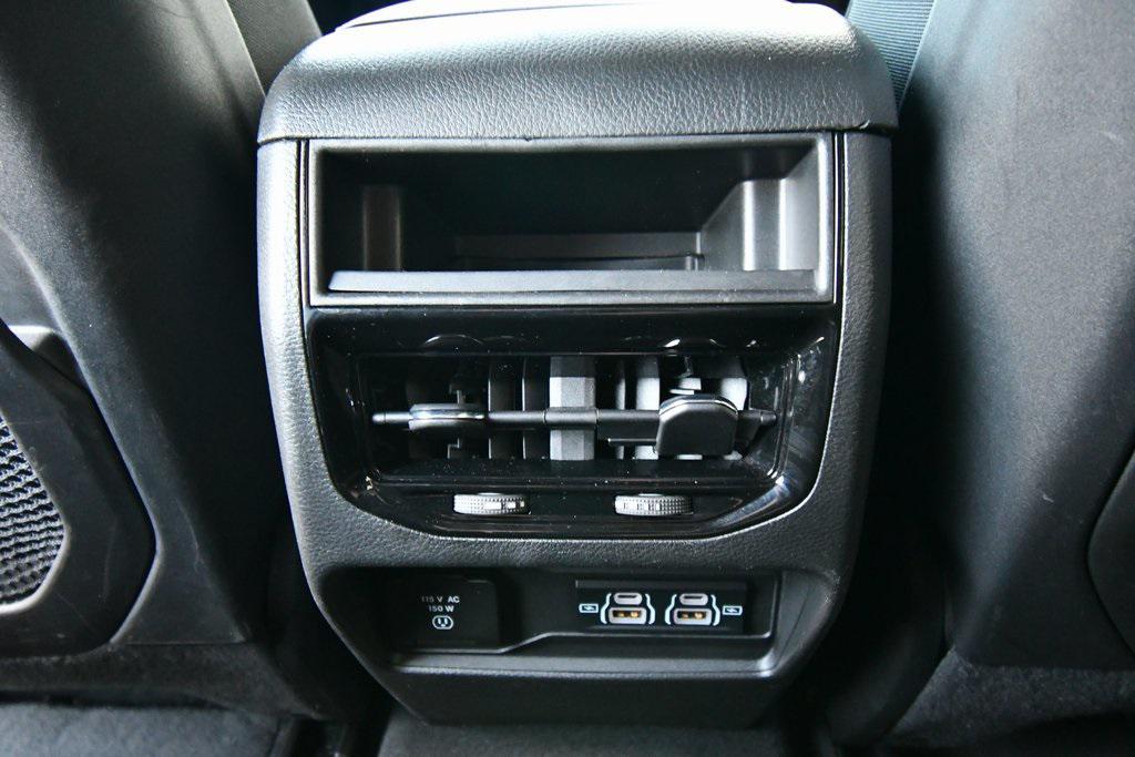 used 2024 Jeep Grand Cherokee car, priced at $34,750