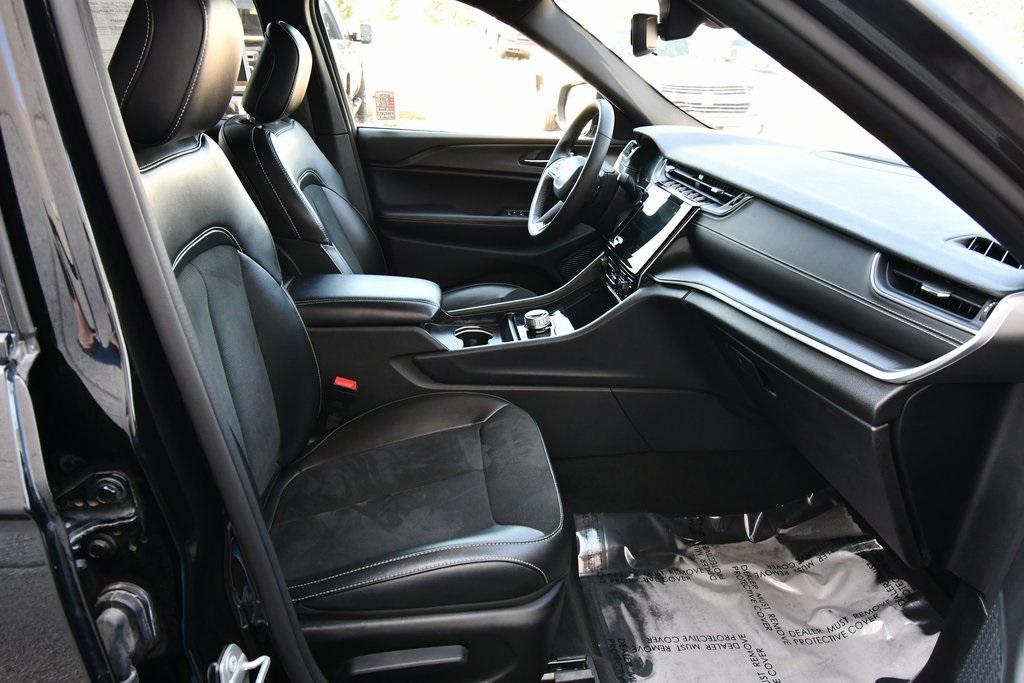 used 2024 Jeep Grand Cherokee car, priced at $34,750