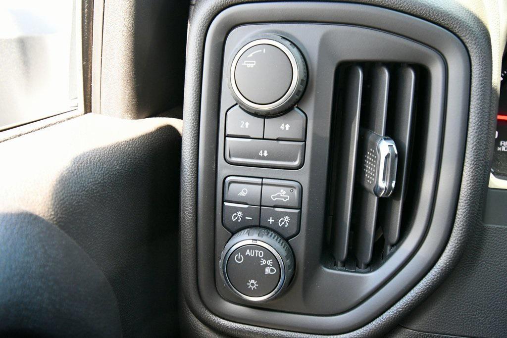 new 2025 Chevrolet Silverado 2500 car, priced at $59,350