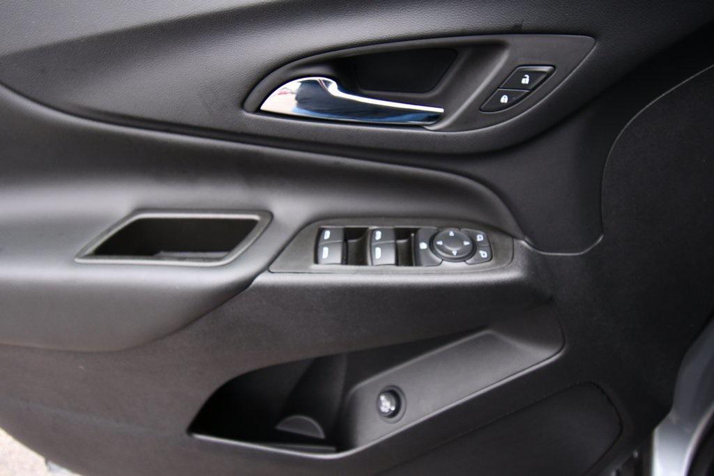 used 2023 Chevrolet Equinox car, priced at $26,000