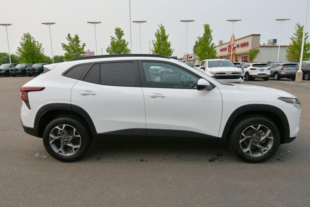 new 2025 Chevrolet Trax car, priced at $23,985