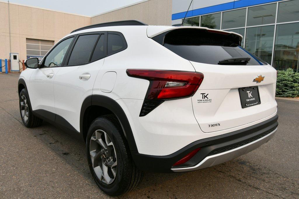 new 2025 Chevrolet Trax car, priced at $23,985