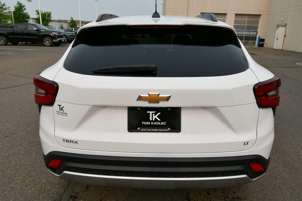 new 2025 Chevrolet Trax car, priced at $23,985