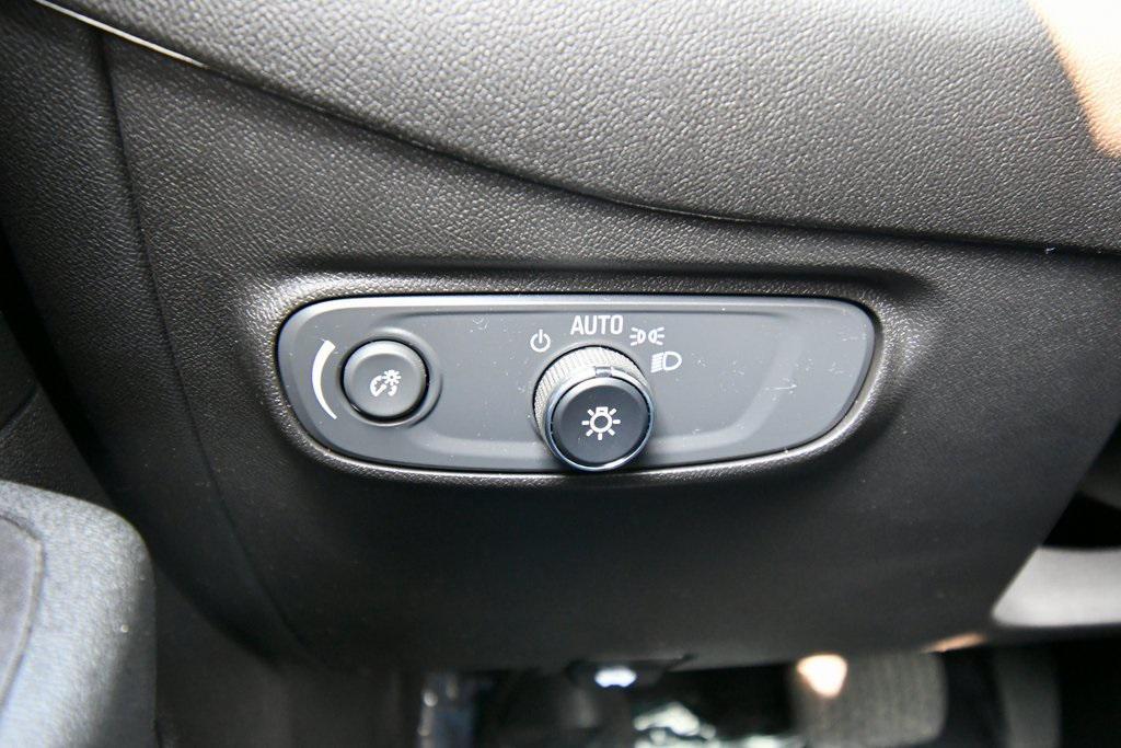 used 2022 Chevrolet Equinox car, priced at $26,000